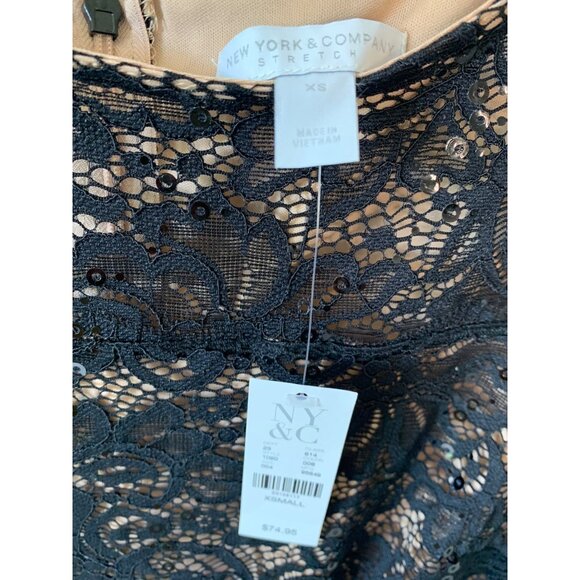 NEW YORK & COMPANY Black Lace & Sequins Bell-Sleeve Cocktail Dress NWT Size XS - Picture 4 of 8